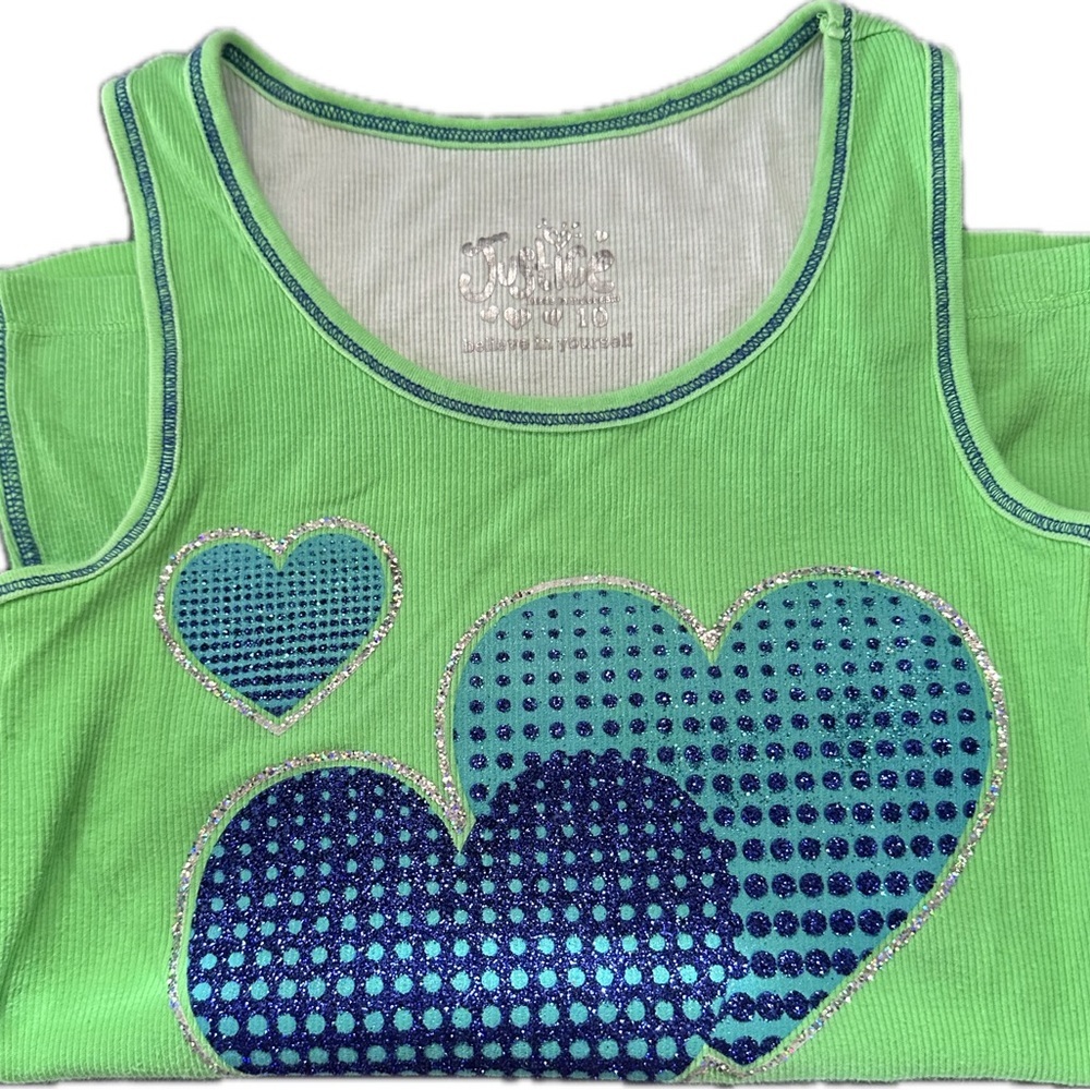 Justice 2 Tank tops bundle 🛍️Graphic Heart Tank Top 💚💙💜